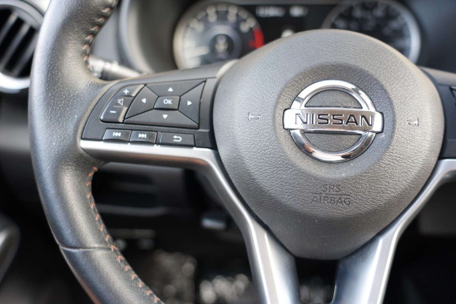 Used 2020 Nissan Kicks SR FWD image 18