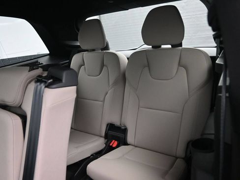 Used 2026 Volvo XC90 B6 Plus AWD/4WD image 26