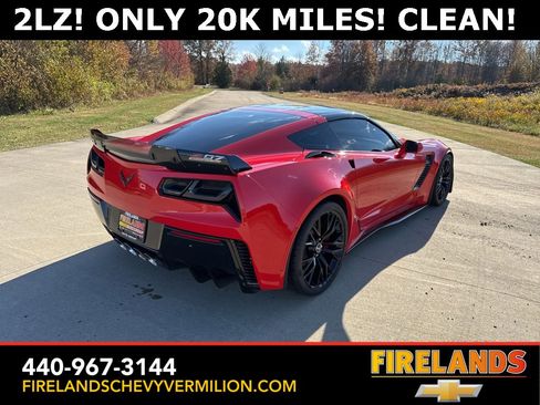 Used 2015 Chevrolet Corvette Z06 w/ 2LZ Preferred Equipment Group image 14