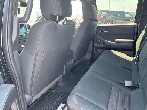 Used 2023 Nissan Frontier PRO-4X w/ Pro Convenience Package AWD/4WD image 5