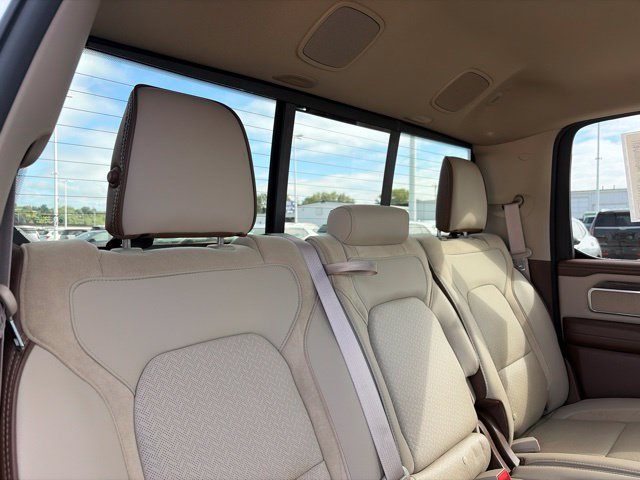 Used 2019 RAM 1500 Laramie AWD/4WD image 45
