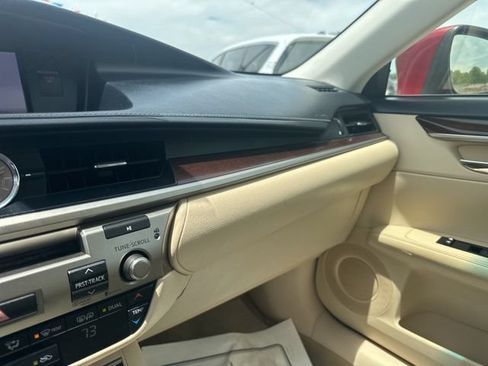 Used 2013 Lexus ES 350 w/ Luxury Pkg FWD image 29