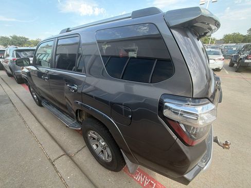 Used 2015 Toyota 4Runner Trail Premium AWD/4WD image 5