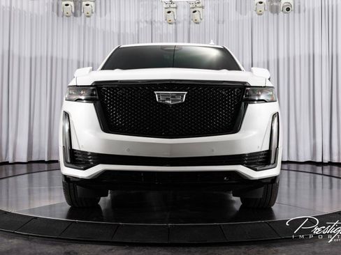 Used 2021 Cadillac Escalade Sport w/ Driver Assist Tech Package image 3