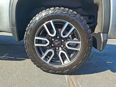Certified 2026 GMC Sierra 1500 AT4 w/ AT4 Premium Package AWD/4WD image 33