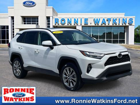 Used 2023 Toyota RAV4 XLE Premium FWD image 1