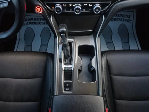 Used 2019 Honda Accord Sport image 15