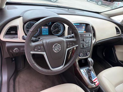 Used 2014 Buick Verano FWD image 12