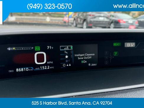 Used 2019 Toyota Prius Prime Advanced w/ Carpet Mat Package FWD image 12