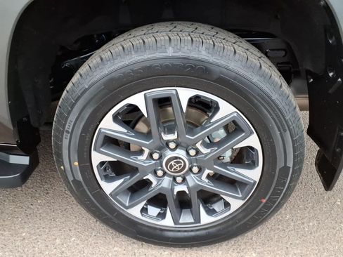 Used 2023 Toyota Sequoia Limited w/ Tow Technology Package AWD/4WD image 8