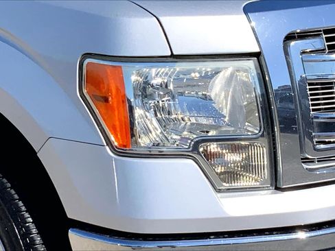 Used 2013 Ford F150 XLT w/ Luxury Equipment Group RWD image 24