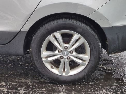 Used 2012 Hyundai Tucson GLS image 13