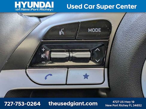 Used 2024 Hyundai Elantra SEL w/ Convenience Package image 29
