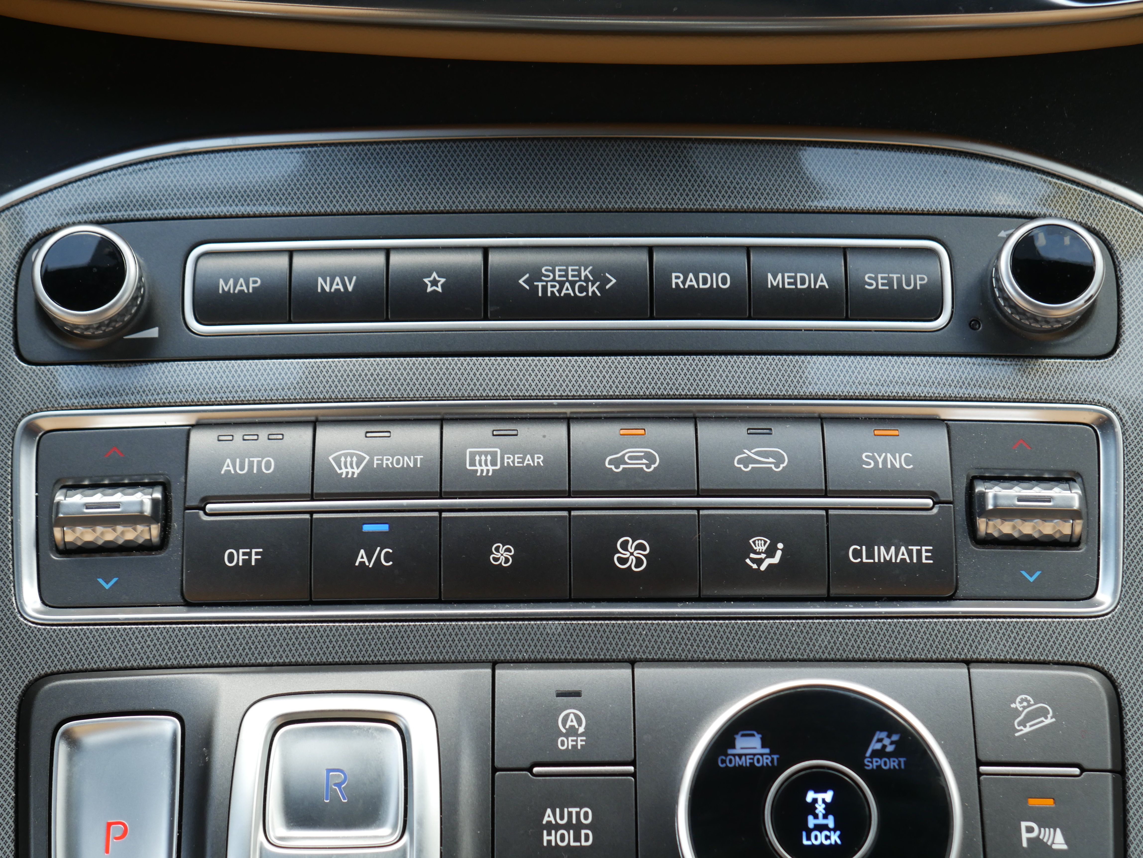 Used 2023 Hyundai Santa Fe Calligraphy AWD/4WD image 22