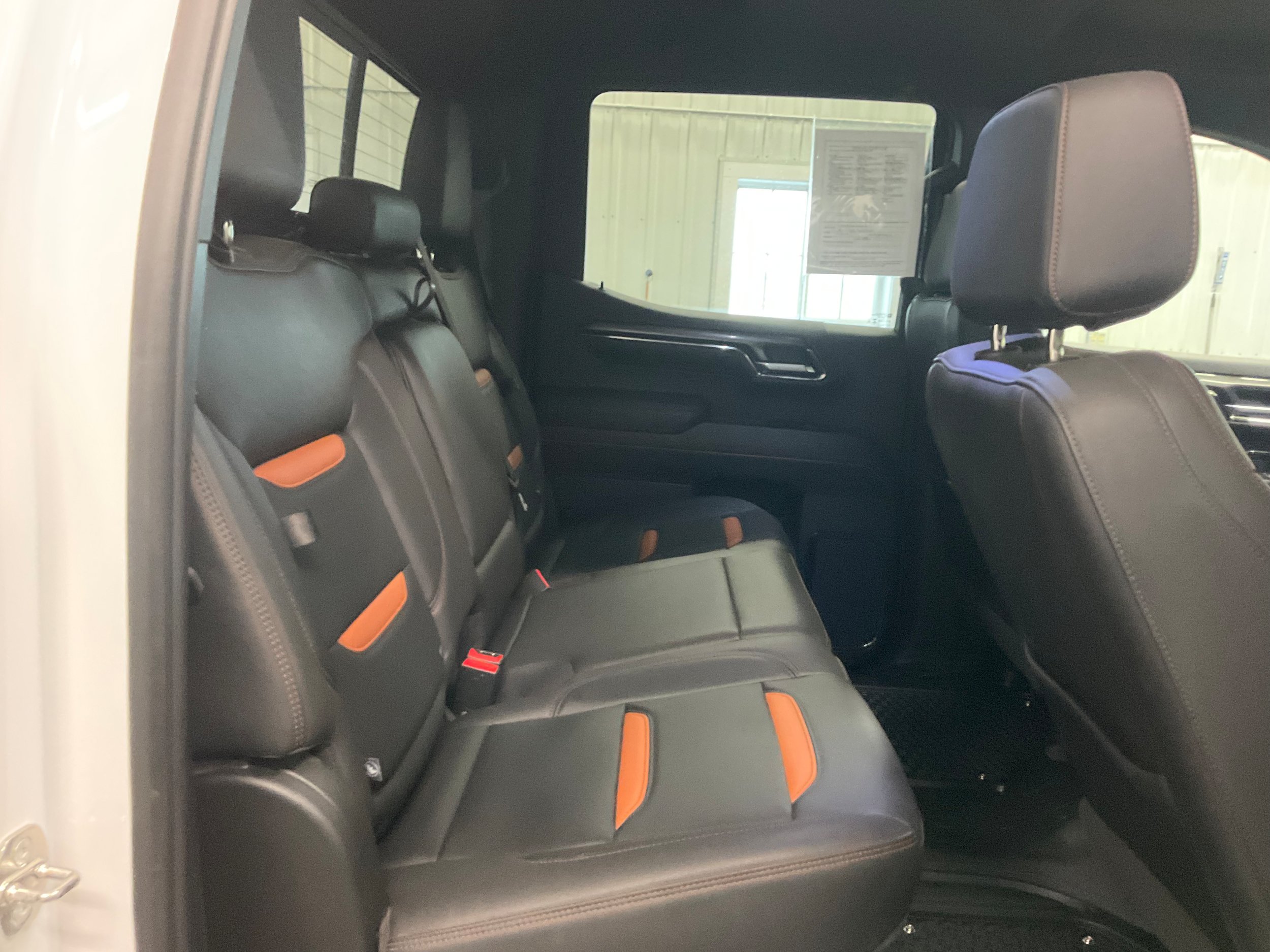 Used 2024 GMC Sierra 1500 AT4 w/ Technology Package AWD/4WD image 23