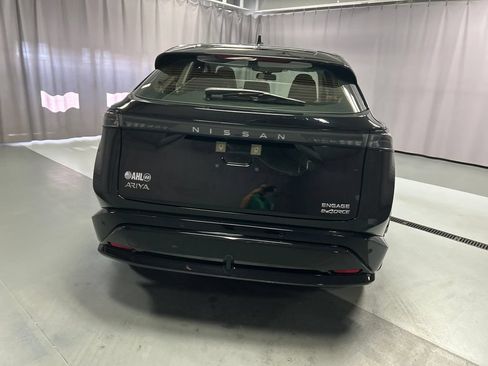 Used 2024 Nissan Ariya AWD image 6