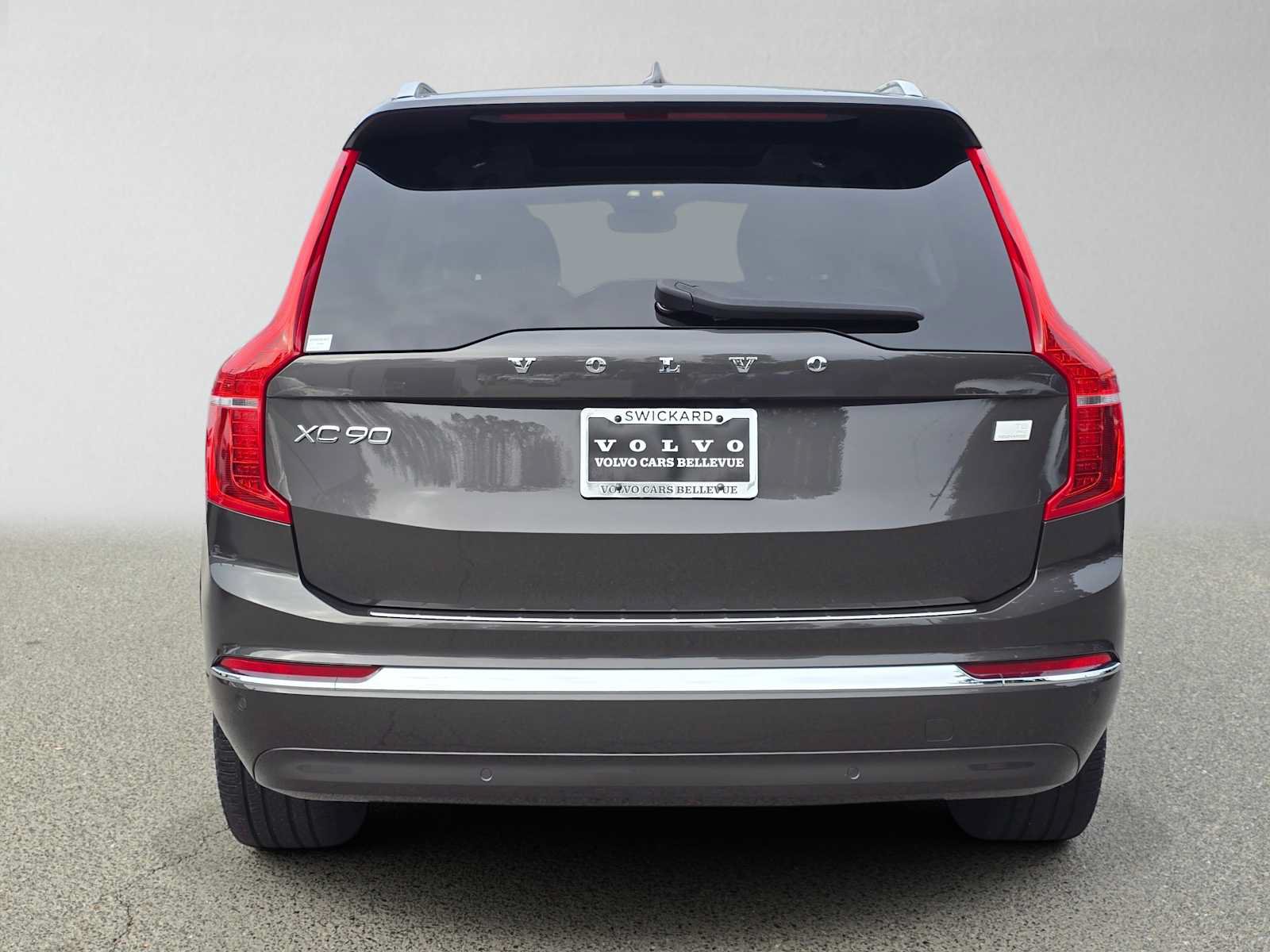 Used 2023 Volvo XC90 T8 Ultimate AWD/4WD image 4