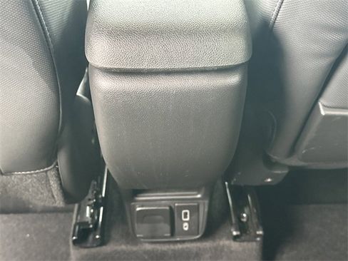 Used 2021 Chevrolet Colorado LT w/ Safety Package image 17