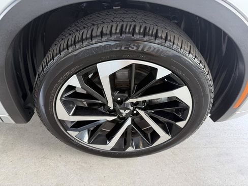 Used 2025 Mitsubishi Outlander SEL Plug-In Hybrid AWD/4WD image 58