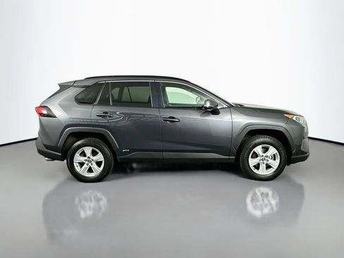 Certified 2020 Toyota RAV4 XLE w/ Convenience Package AWD/4WD image 8