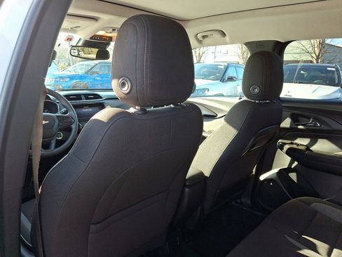 Used 2021 Chevrolet TrailBlazer LT w/ Sun and Liftgate Package image 21