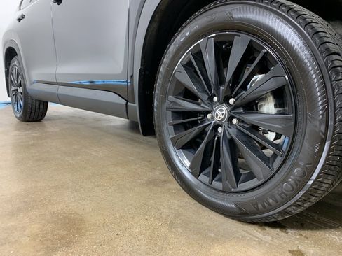 Used 2024 Toyota Grand Highlander MAX Platinum image 6