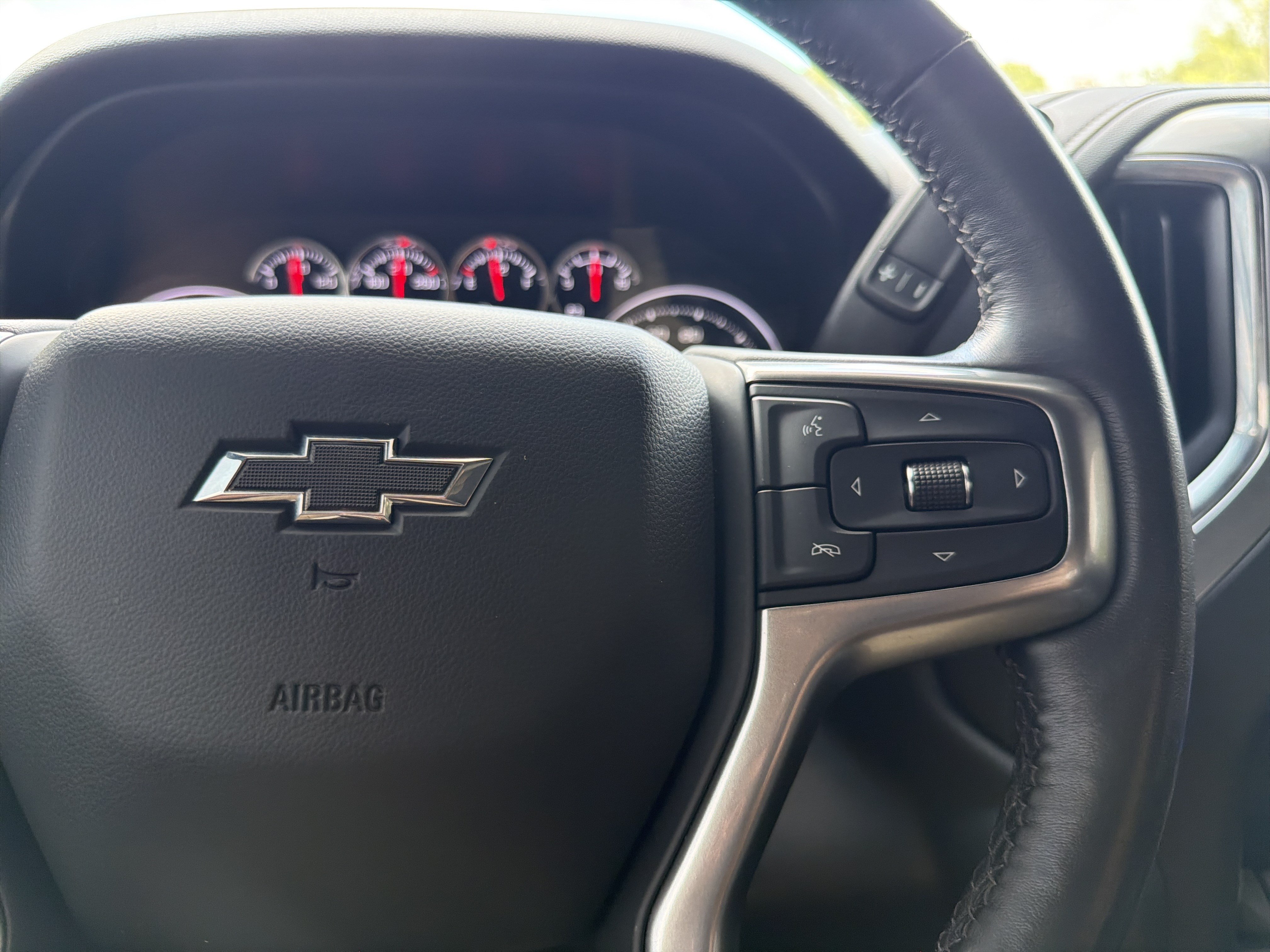 Used 2021 Chevrolet Silverado 1500 RST w/ Z71 Off-Road Package AWD/4WD image 28