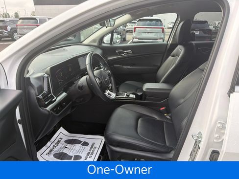 Certified 2023 Kia Sportage EX FWD image 13