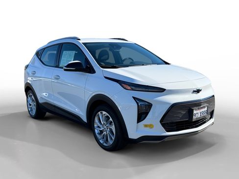 Used 2022 Chevrolet Bolt EUV LT image 7