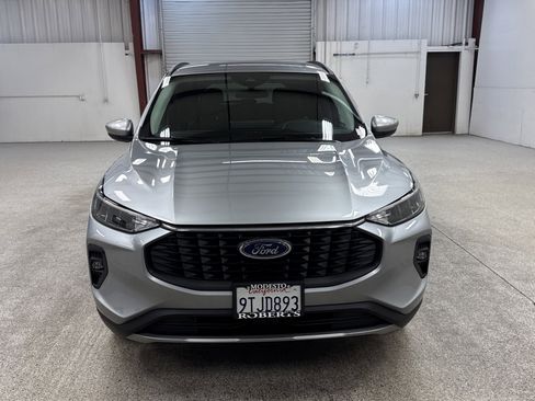 Used 2024 Ford Escape SE image 24