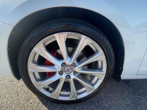 Used 2017 Volvo S60 T5 Inscription image 27