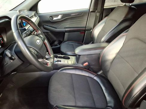 Certified 2024 Ford Escape ST-Line AWD/4WD image 11
