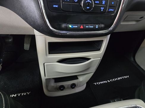Used 2012 Chrysler Town & Country Touring w/ Entertainment Group #1 image 24
