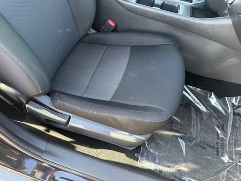 Used 2025 Nissan Sentra SV FWD image 32