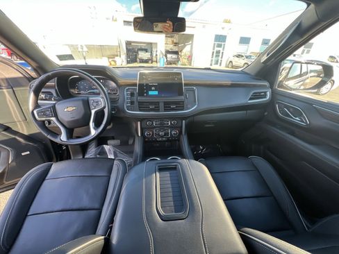 Used 2023 Chevrolet Tahoe Premier w/ LPO, Illumination Package image 23