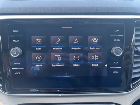 Certified 2022 Volkswagen Atlas SE image 16