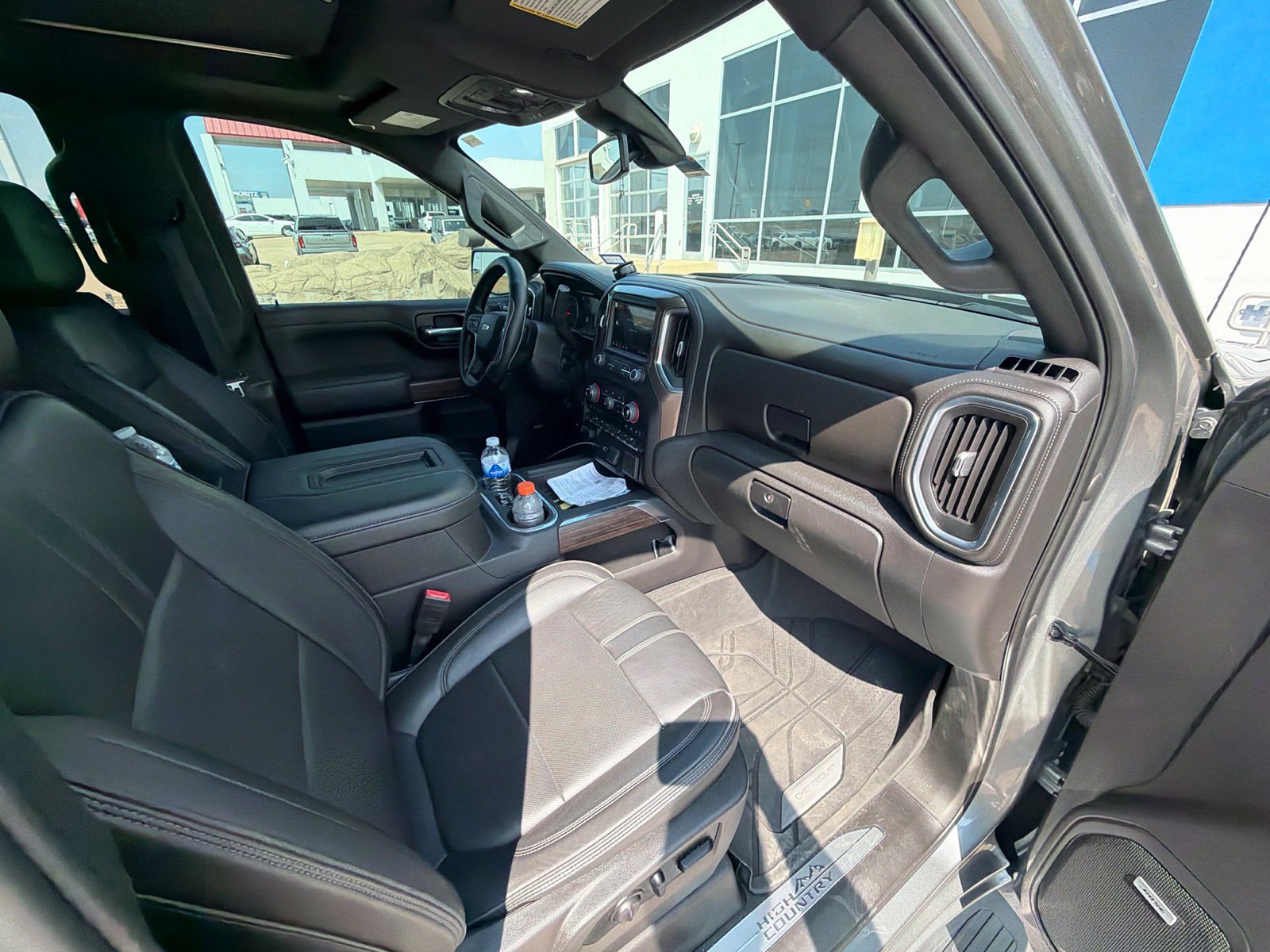 Used 2021 Chevrolet Silverado 1500 High Country AWD/4WD image 21