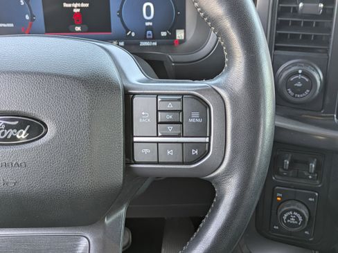 Used 2024 Ford F150 Lariat AWD/4WD image 23