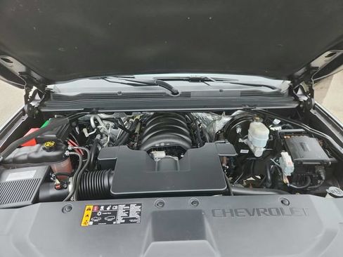 Used 2018 Chevrolet Suburban LT w/ Luxury Package AWD/4WD image 61