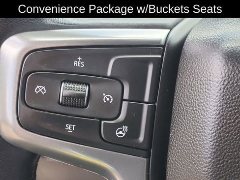Used 2022 Chevrolet Silverado 1500 LT Trail Boss w/ Bed Protection Package AWD/4WD image 9