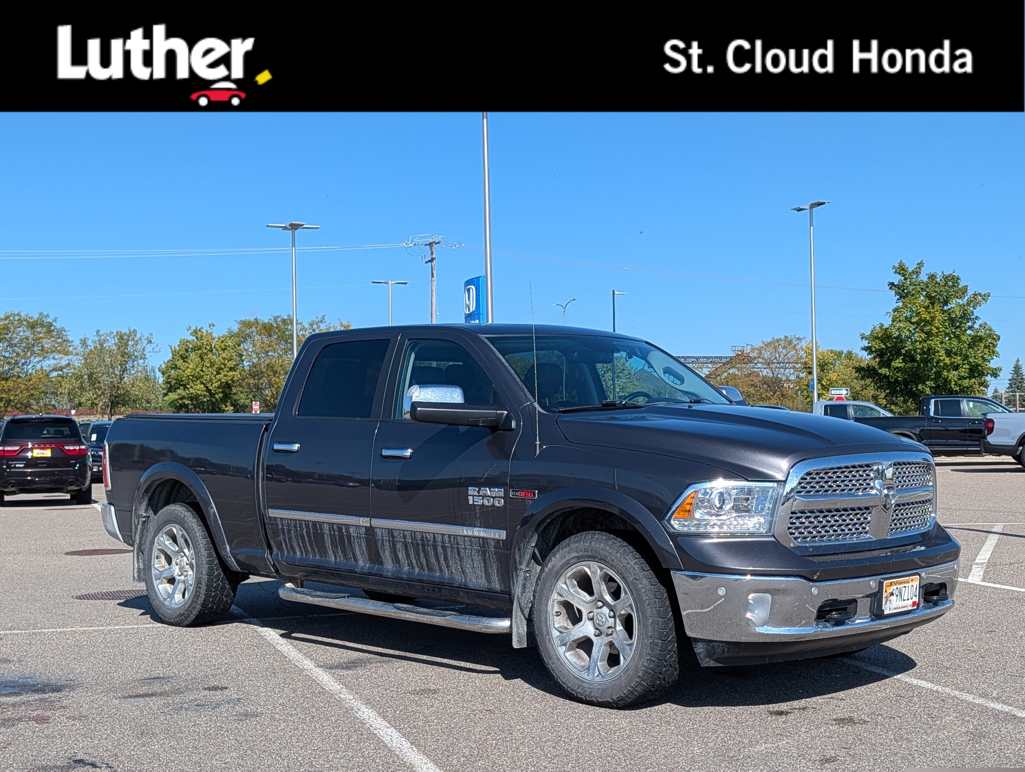 Used 2016 RAM 1500 Laramie w/ Convenience Group AWD/4WD image 1