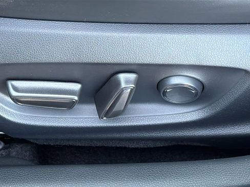 New 2026 Toyota Prius Plug-In Hybrid image 30