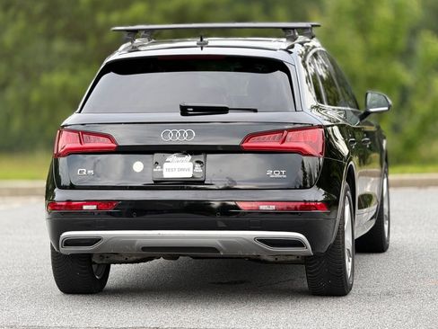 Used 2018 Audi Q5 2.0T Premium Plus w/ Premium Plus Package AWD/4WD image 7