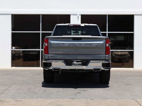 Used 2020 Chevrolet Silverado 1500 LT w/ Texas Edition AWD/4WD image 9