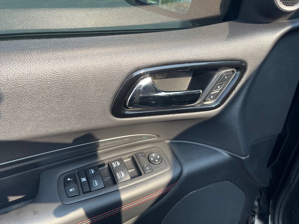 Used 2023 Dodge Durango R/T AWD/4WD image 11