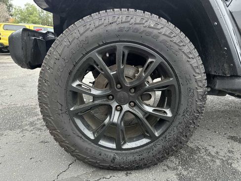 Used 2021 Jeep Gladiator Rubicon w/ Uconnect 4C Nav & Sound Group image 17