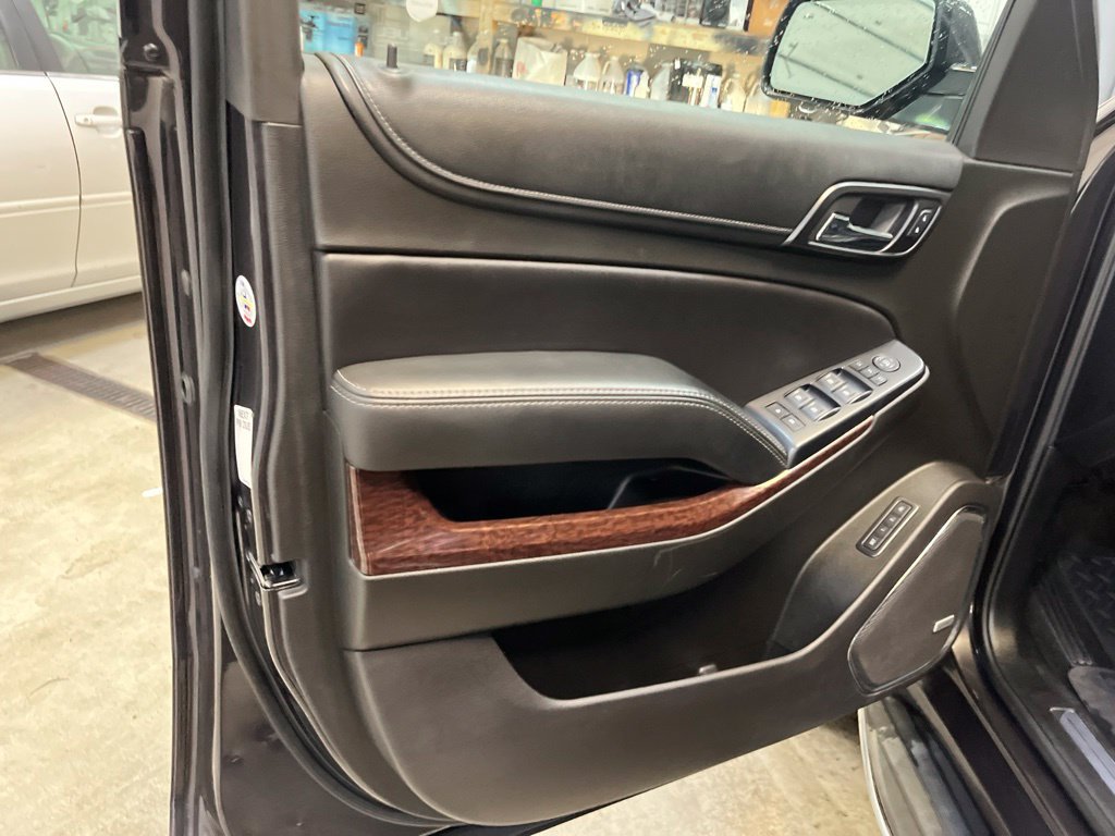 Used 2018 GMC Yukon XL SLT AWD/4WD image 12