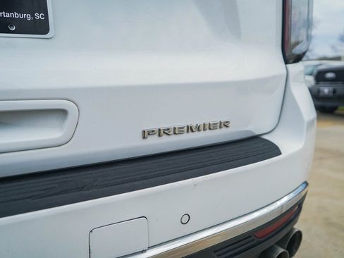 Used 2023 Chevrolet Suburban Premier image 30