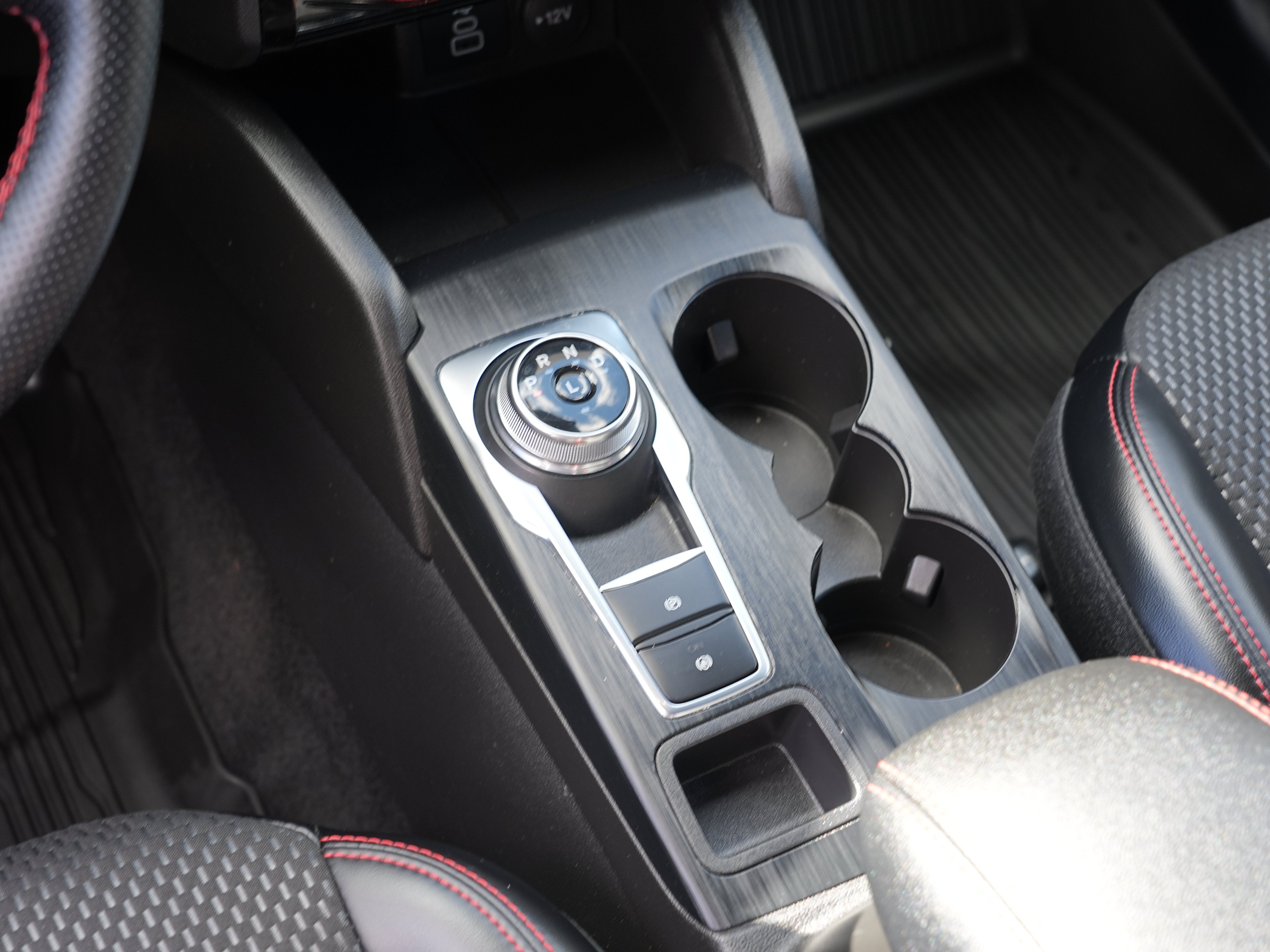 Used 2024 Ford Escape ST-Line w/ Tech Pack #1 AWD/4WD image 26