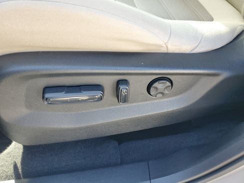 Used 2018 Honda CR-V EX image 21